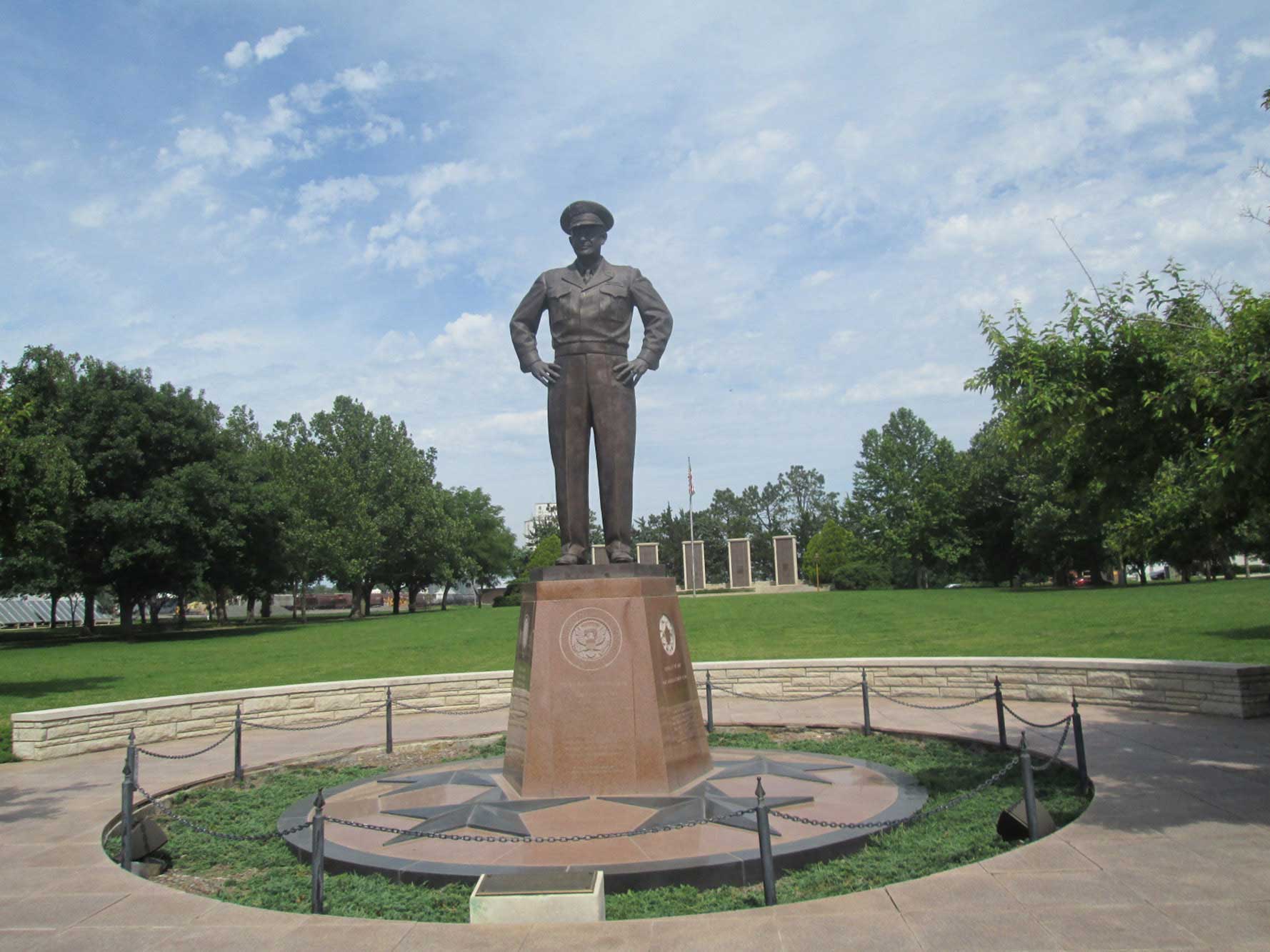 Eisenhower statue