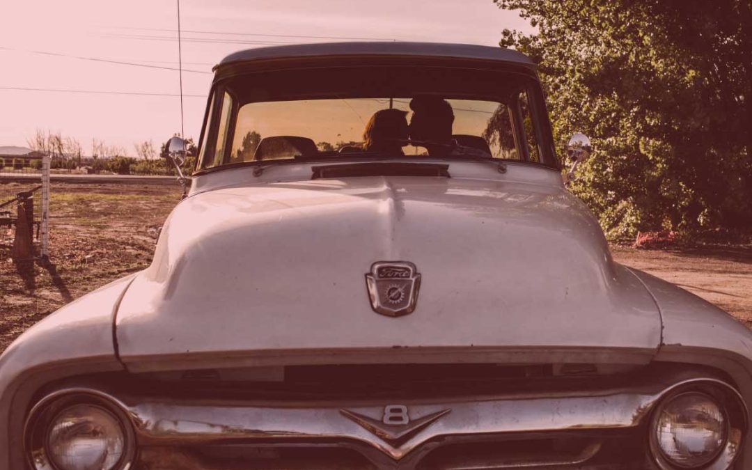 It’s a date! Celebrate your love with these old-fashioned date ideas
