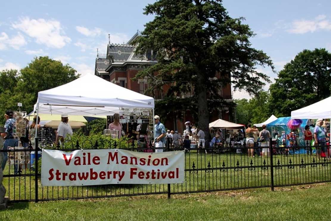 MAN_Strawberry-Festival Chingawassa Days in Marion, KS, will provide heaping helpings of good, old-fashioned family fun – and live music concerts, too. (Image courtesy of Facebook)