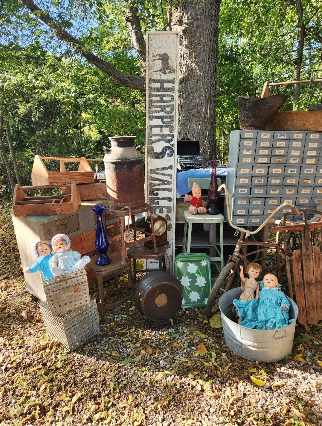 MAN_LAWRENCE Enchanted Frog to host Spring Flea Market