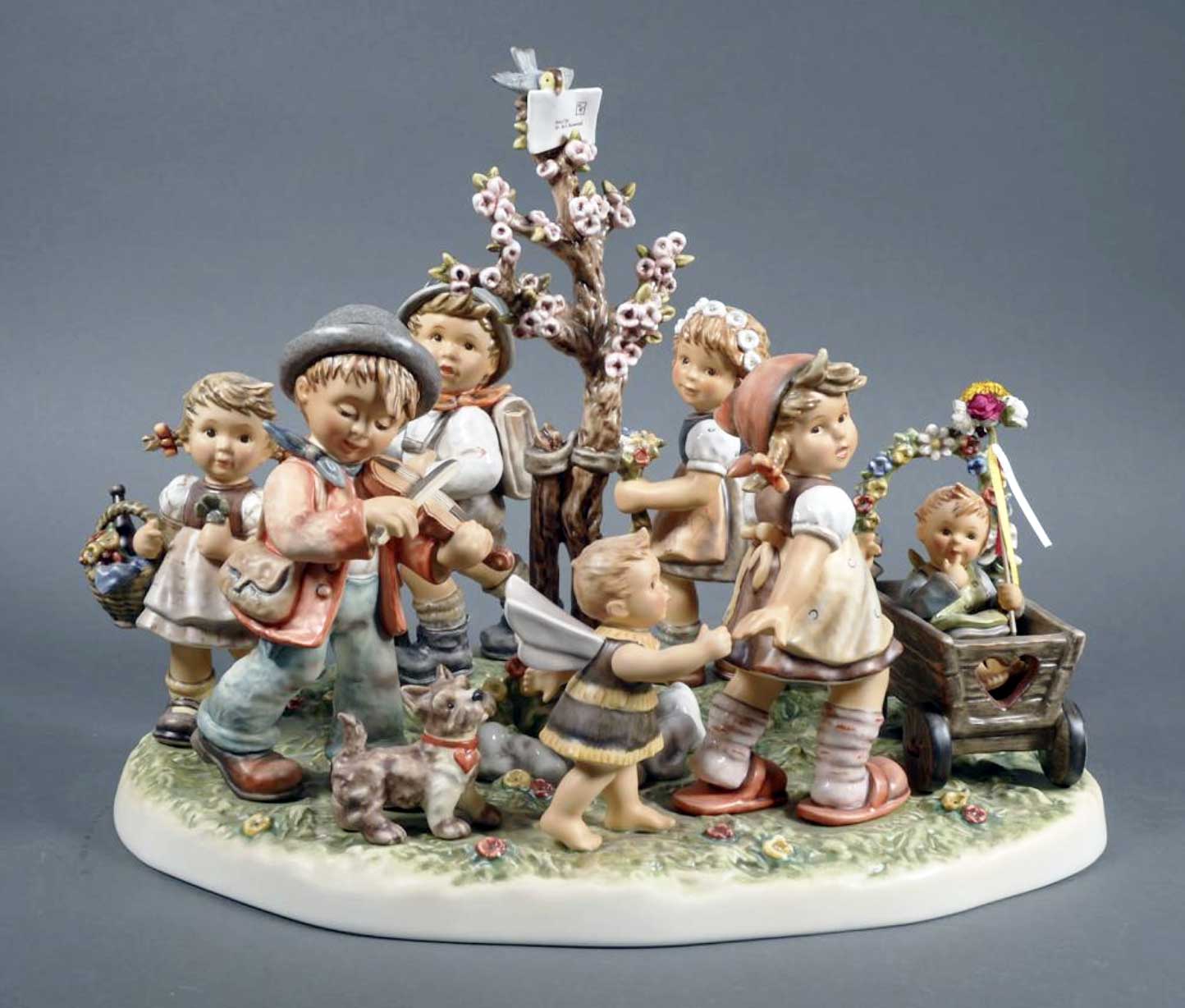 Hummel children